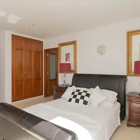 Villa Athena With Private Heated Pool And Sea Views