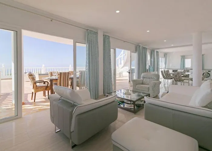 Villa Athena With Private Heated Pool And Sea Views Costa Adeje (Tenerife)