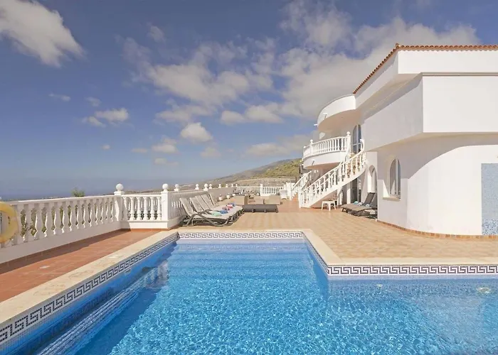 Athena With Private Heated Pool And Sea Views