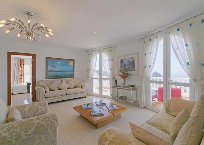 Athena With Private Heated Pool And Sea Views Costa Adeje (Tenerife)