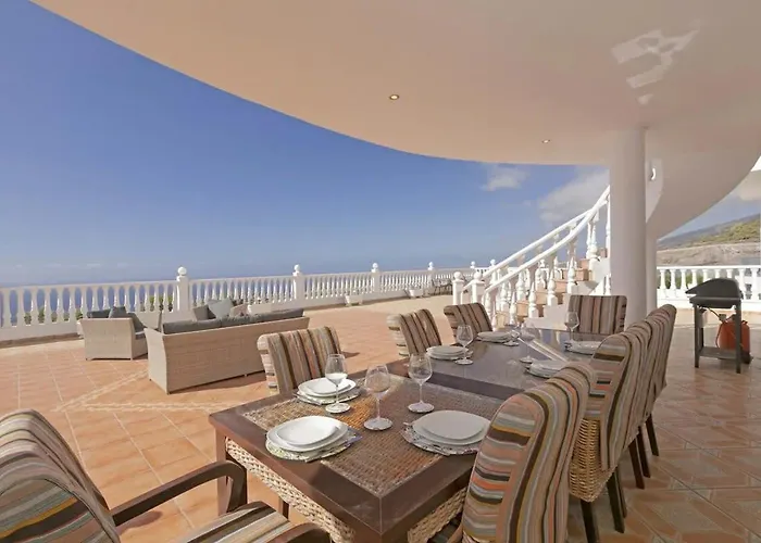 Athena With Private Heated Pool And Sea Views