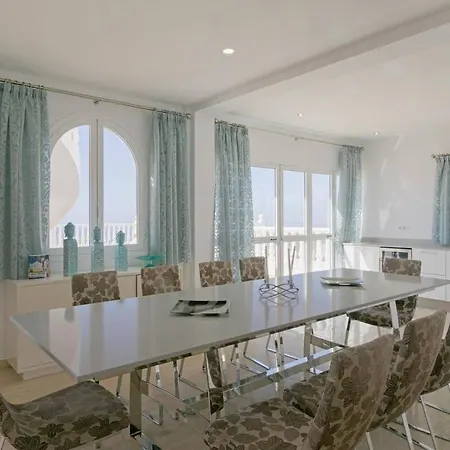 فيلة Athena With Private Heated Pool And Sea Views