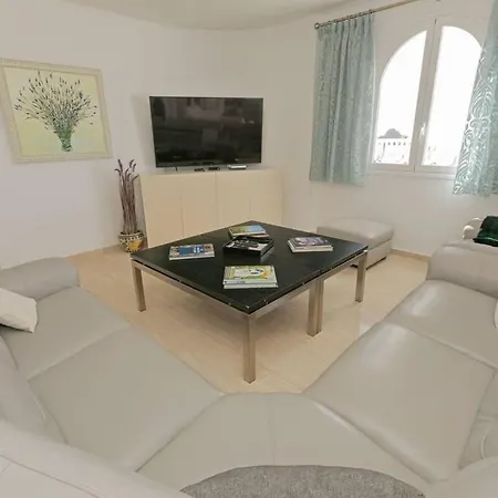 Athena With Private Heated Pool And Sea Views أذيخي