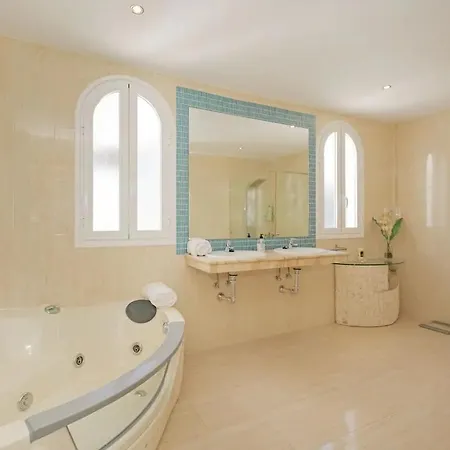 فيلة Athena With Private Heated Pool And Sea Views *