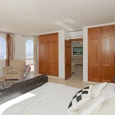 فيلة Athena With Private Heated Pool And Sea Views *